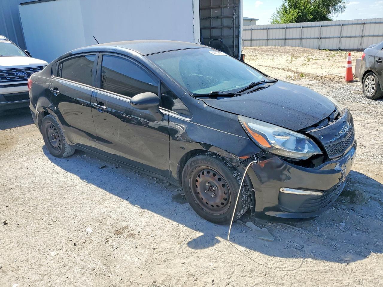 2017 Kia Rio Lx - Фото 4