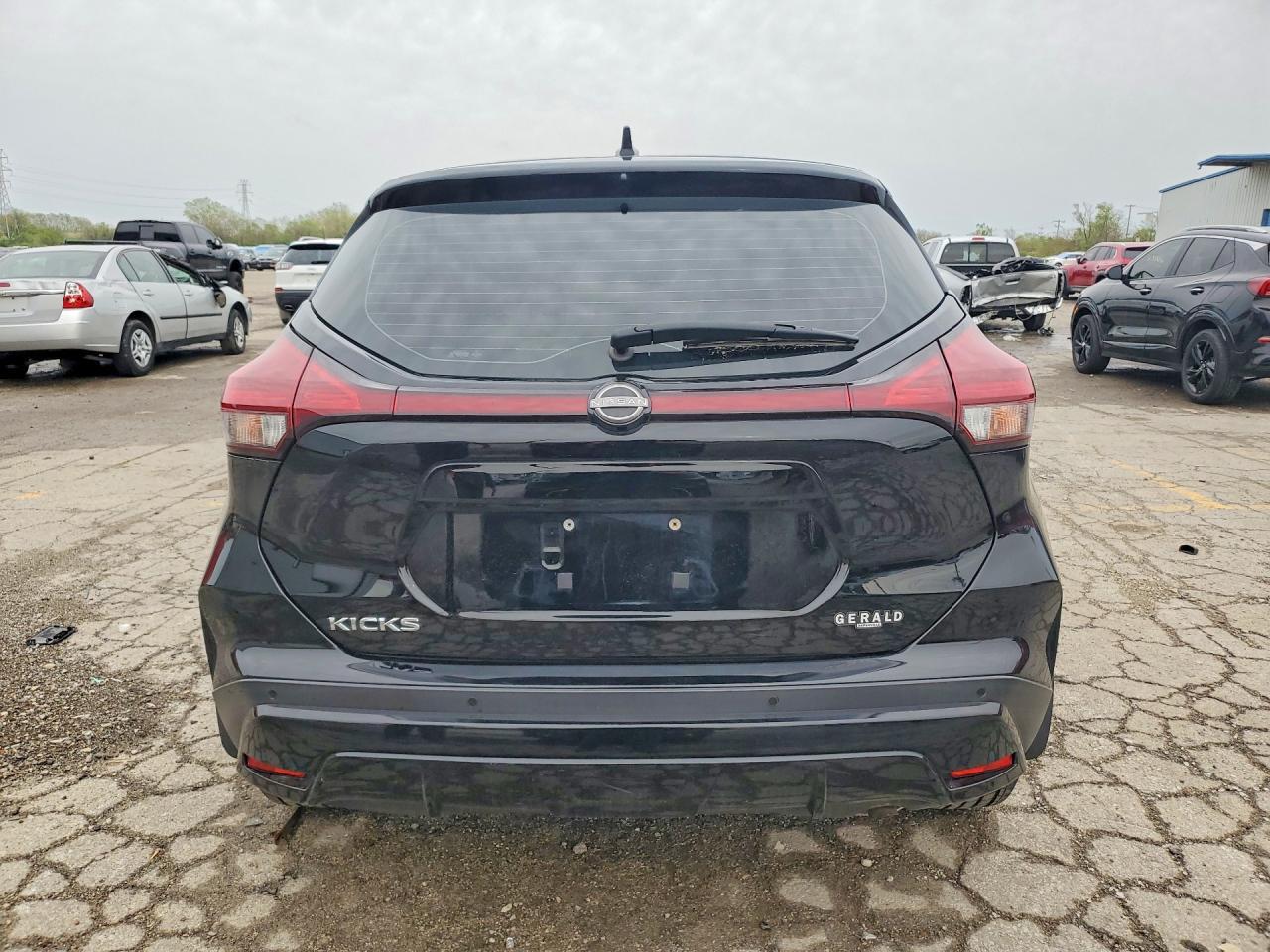 2022 Nissan Kicks S - Фото 6