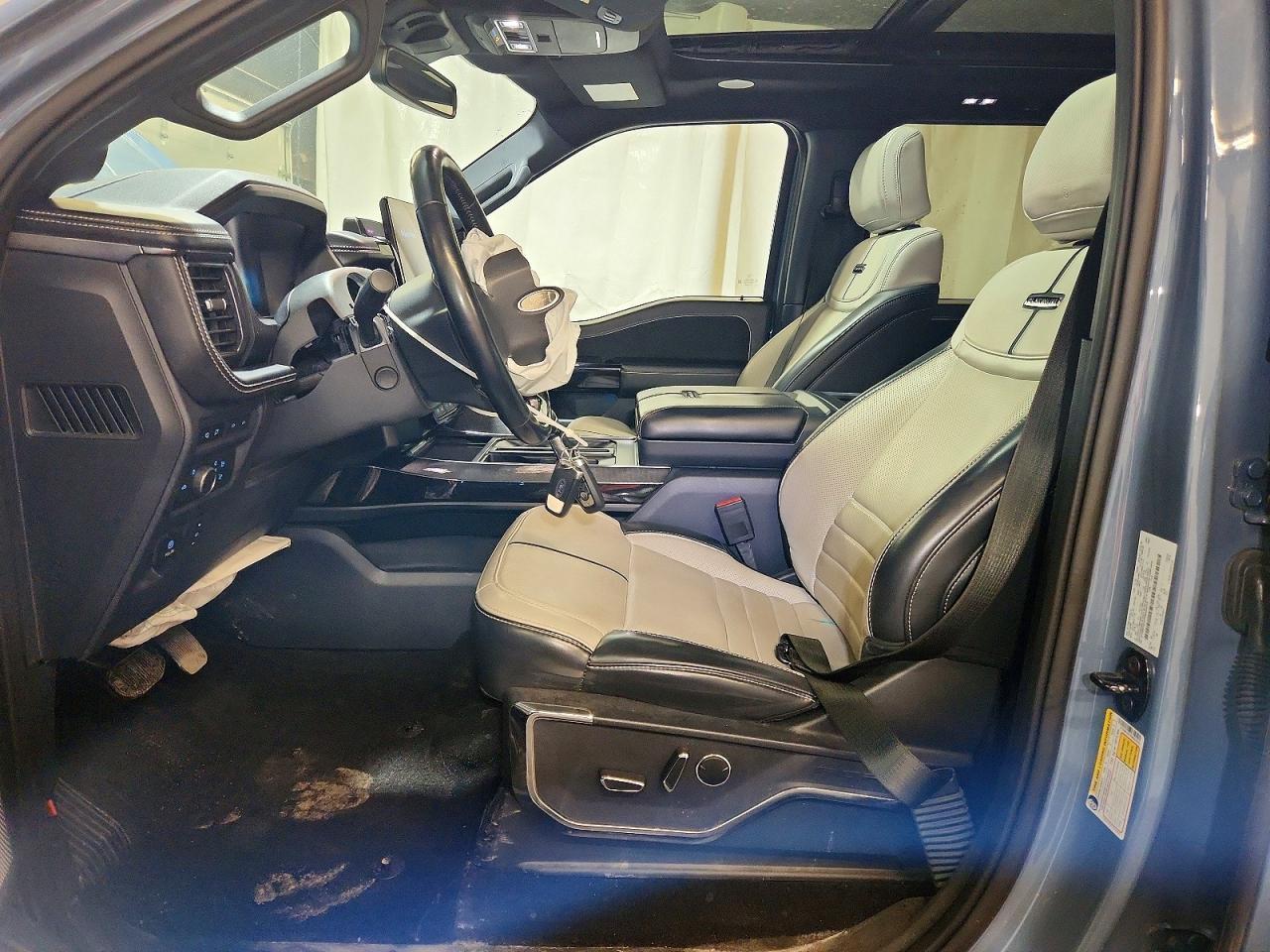 2023 Ford F150 Lightning Pro - Фото 7