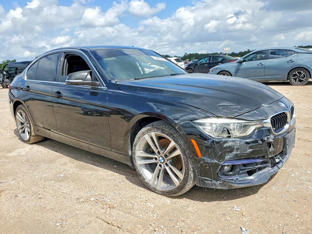 2018 BMW 330 Xi - Фото 4