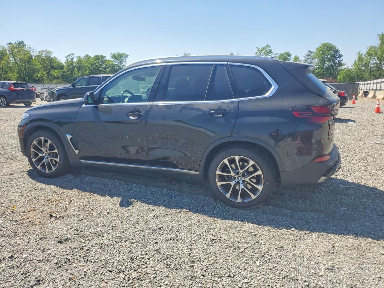 2024 BMW X5 xDrive40I - Image 2