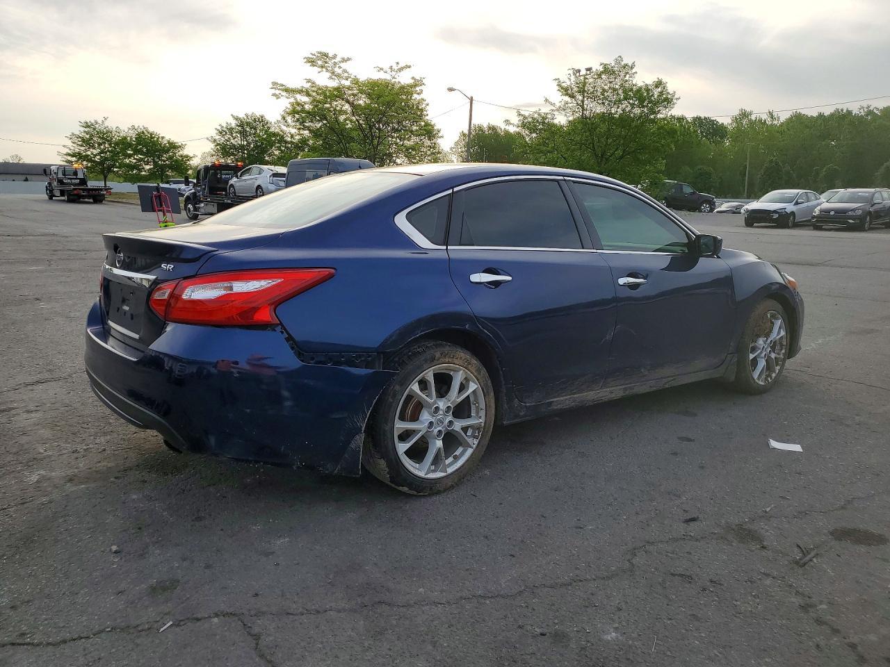 2016 Nissan Altima 2.5 Sr - Image 3