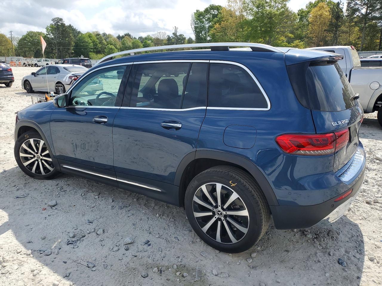 2022 Mercedes-Benz Glb 250 - Фото 2