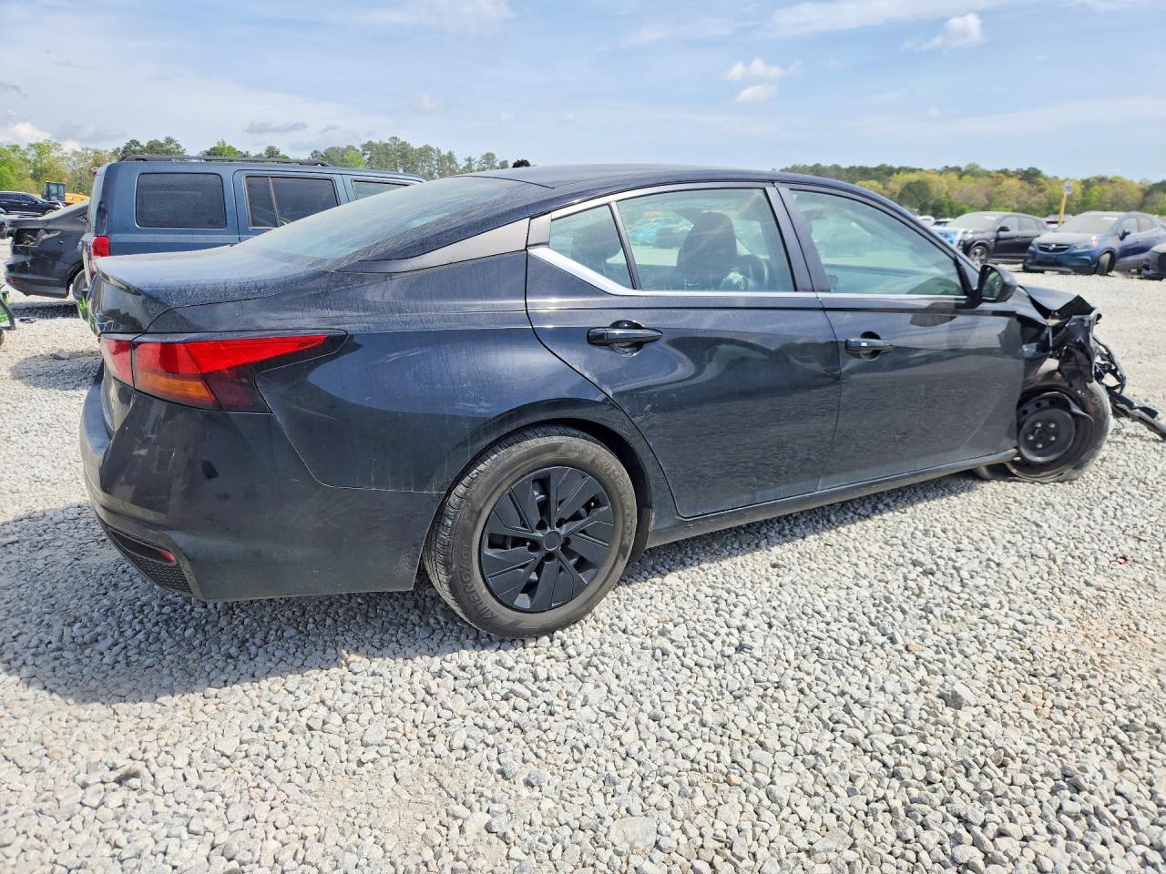 2024 Nissan Altima 2.5 S - Фото 3