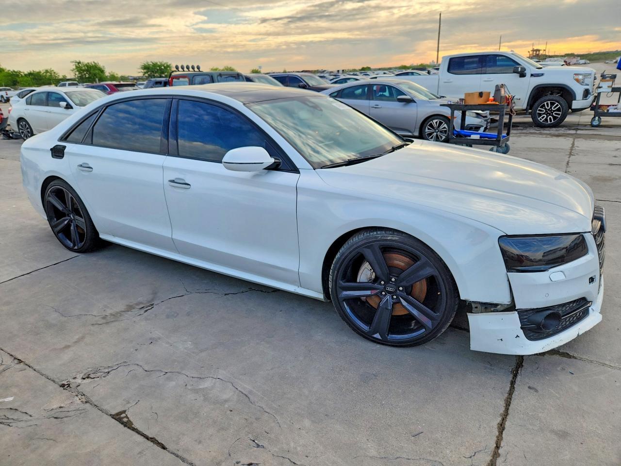 2017 Audi A8 L Quattro - Фото 4