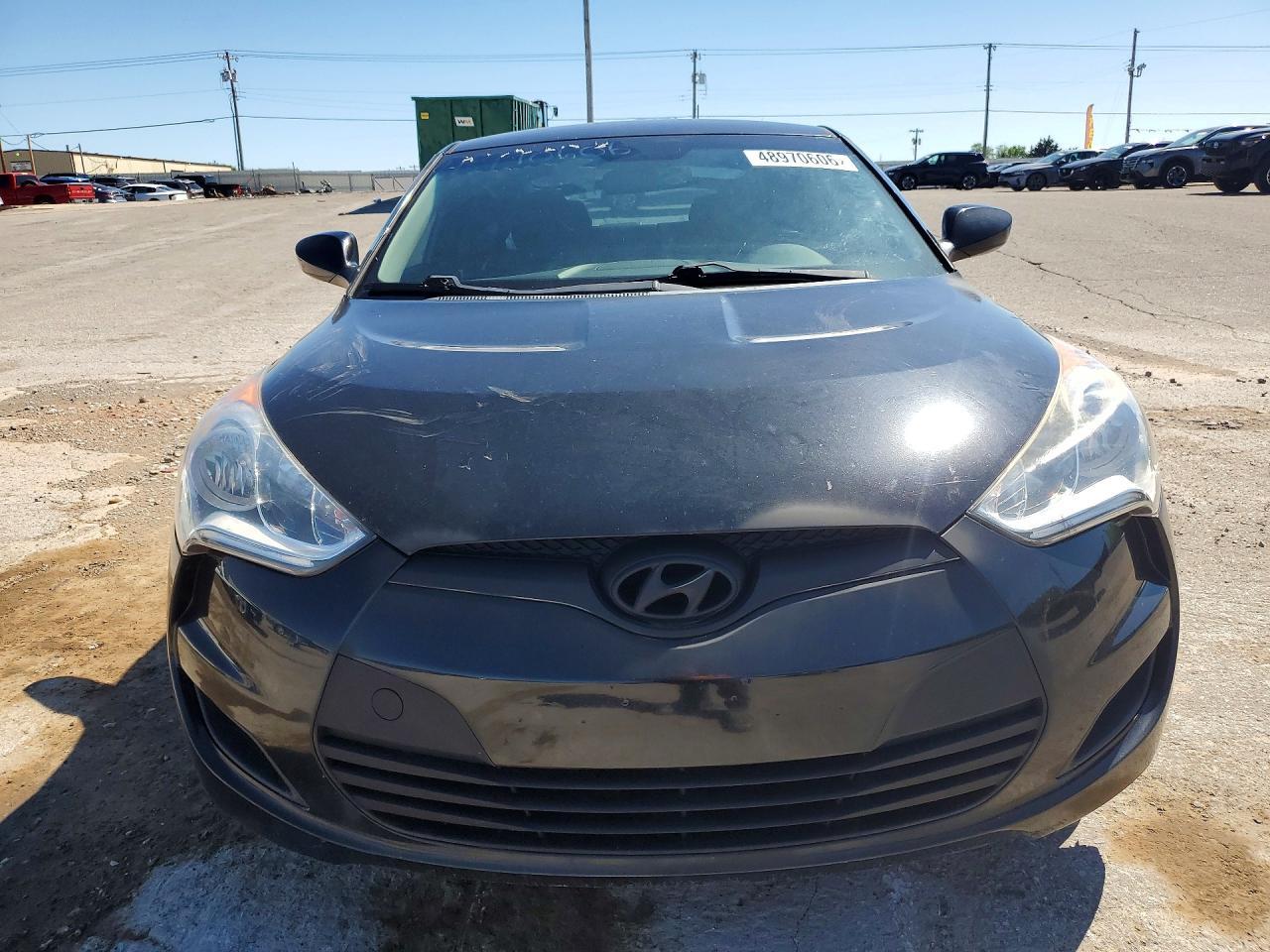 2015 Hyundai Veloster Base - Image 5