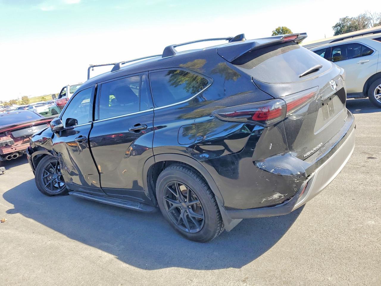 2022 Toyota Highlander Hybrid Platinum - Фото 2