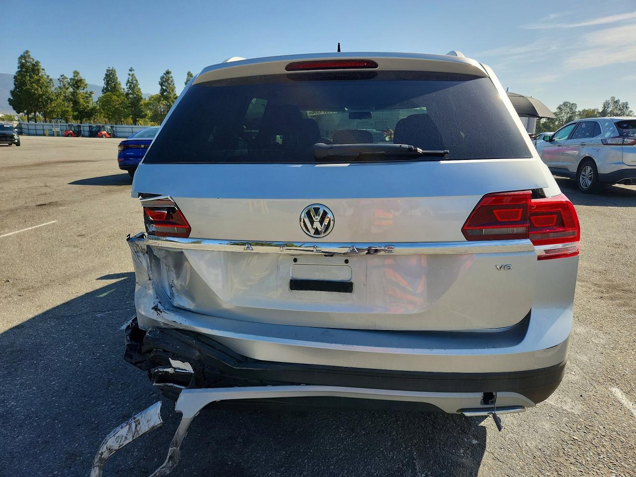 2018 Volkswagen Atlas S - Фото 6