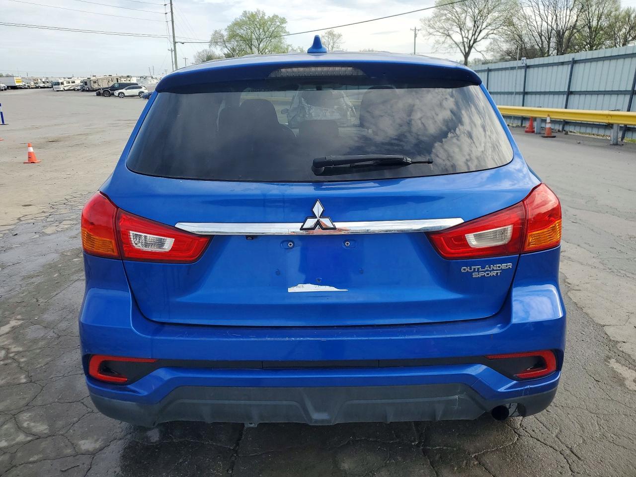 2018 Mitsubishi Outlander Sport Es - Фото 6