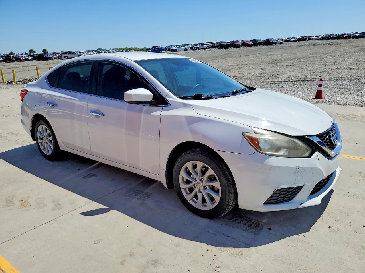 2018 Nissan Sentra - Image 4
