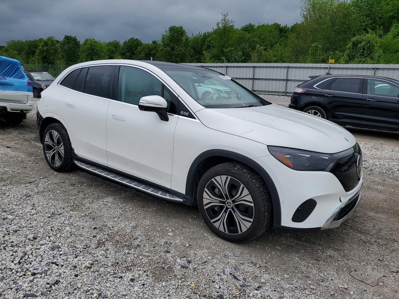 2024 Mercedes-Benz Eqe Suv 350+ - Image 4
