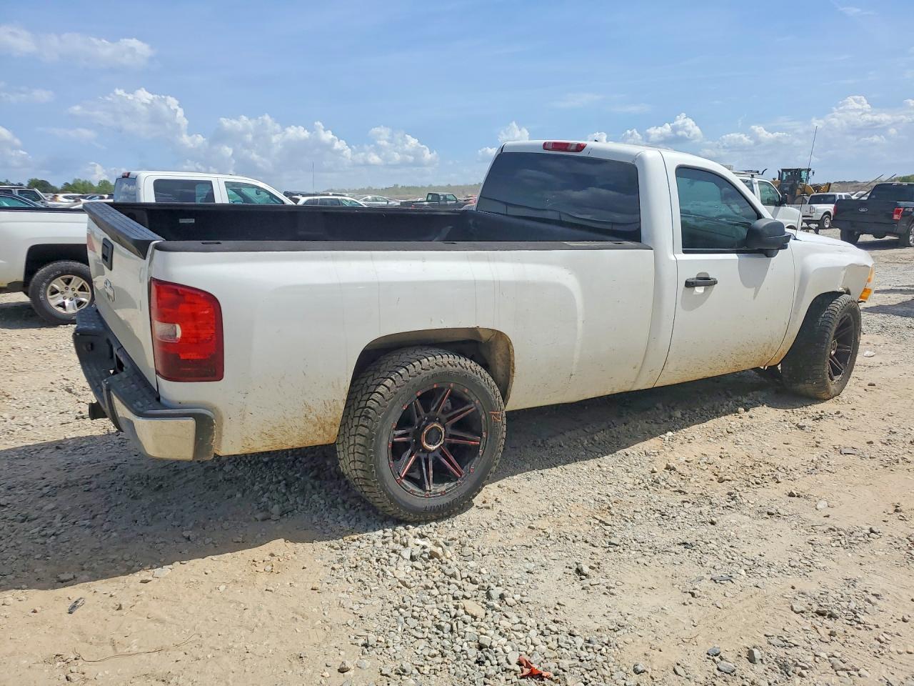 2008 Chevrolet Silverado K1500 - Фото 3
