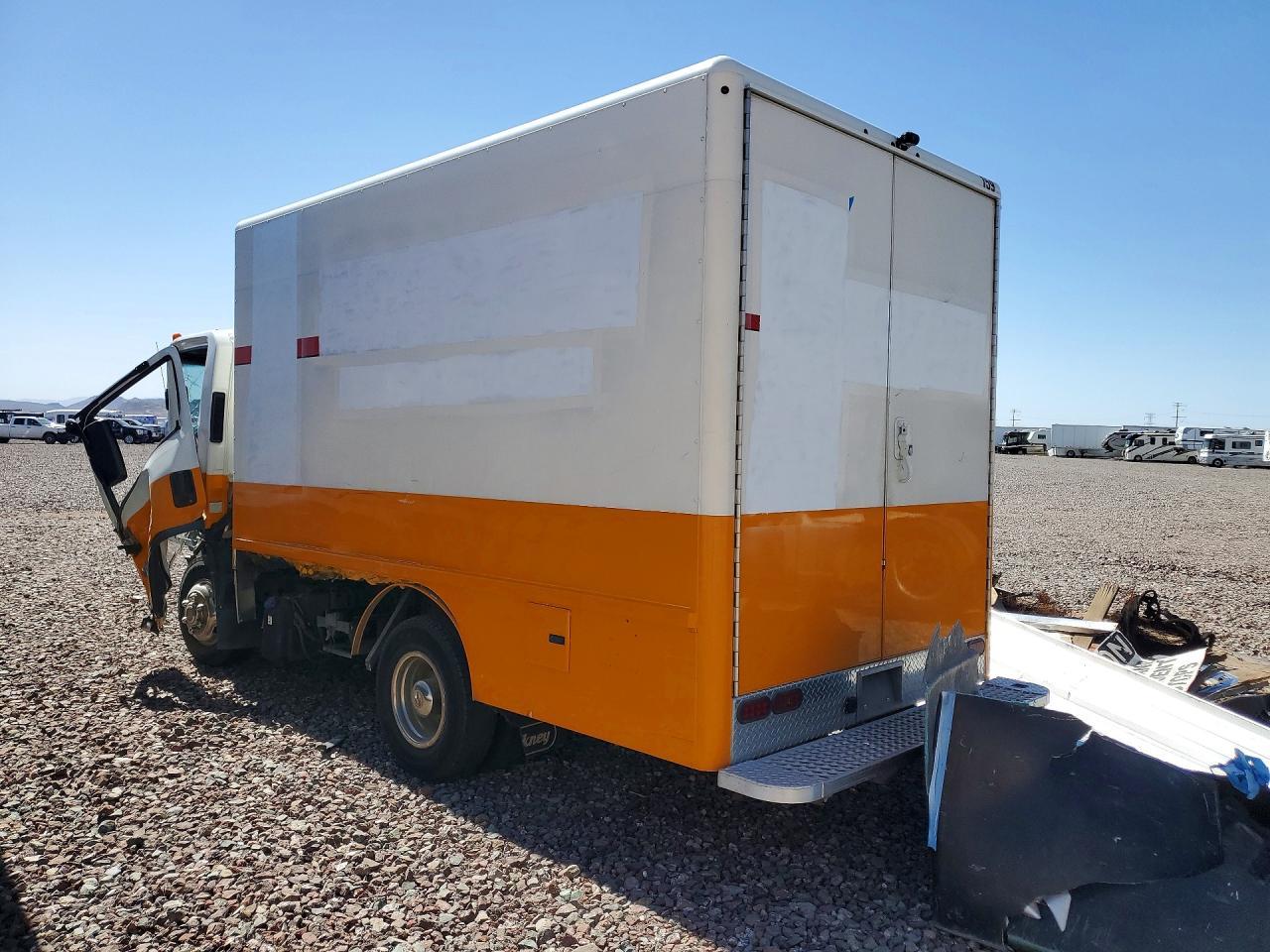 2021 Isuzu Npr Hd - Фото 2