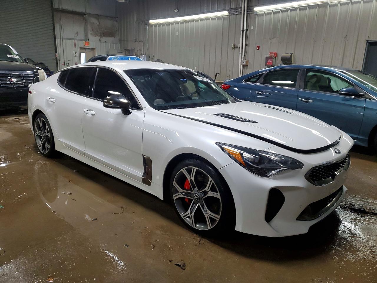 2020 Kia Stinger Gt - Фото 4