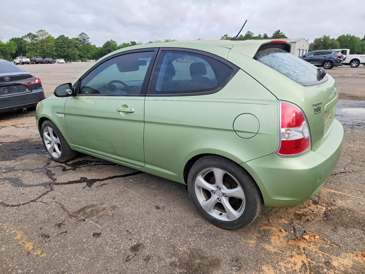 2007 Hyundai Accent Se - Фото 2