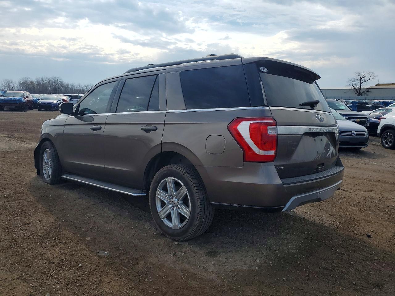 2018 Ford Expedition Xlt - Image 2