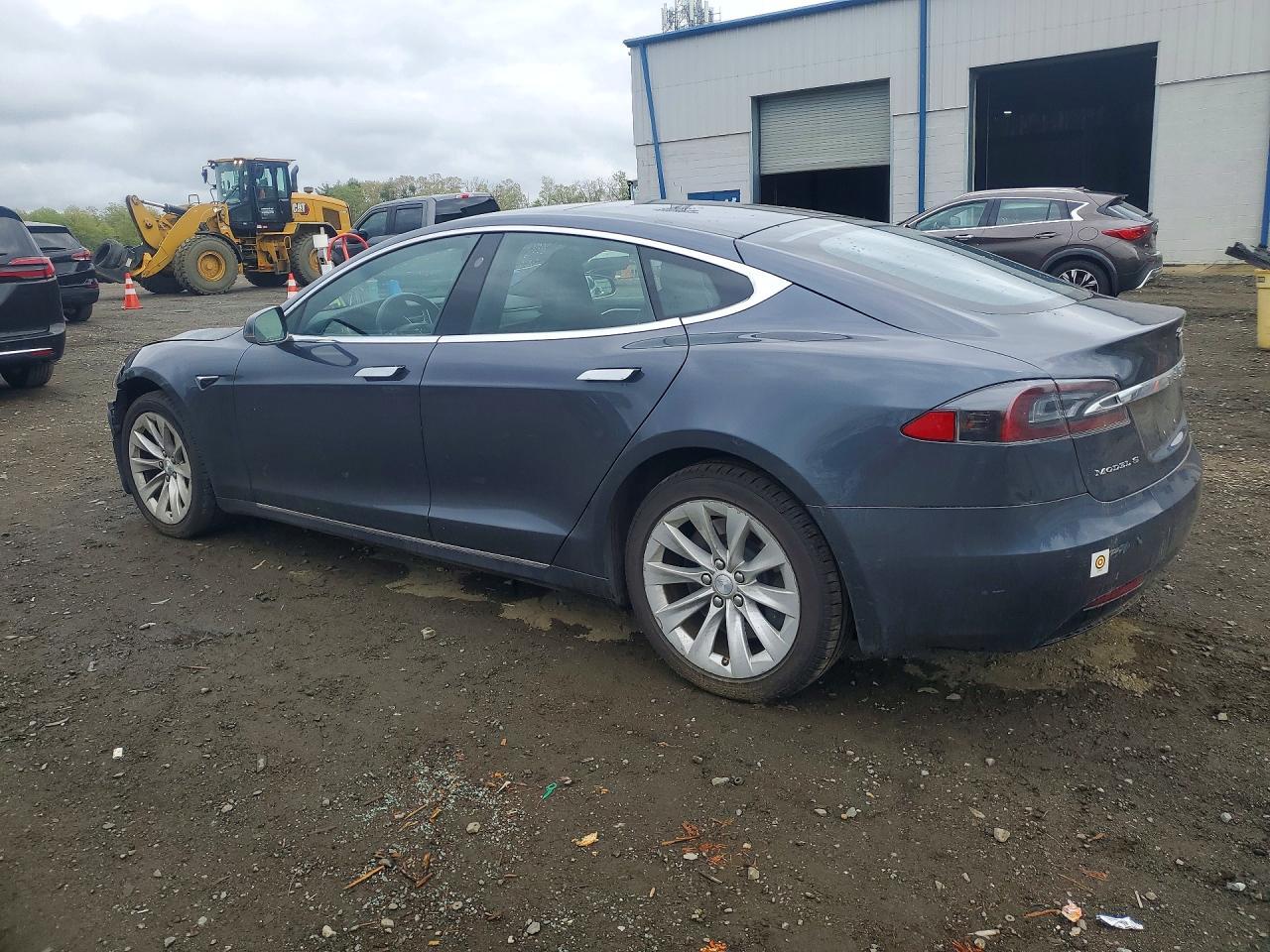 2017 Tesla Model S - Фото 2