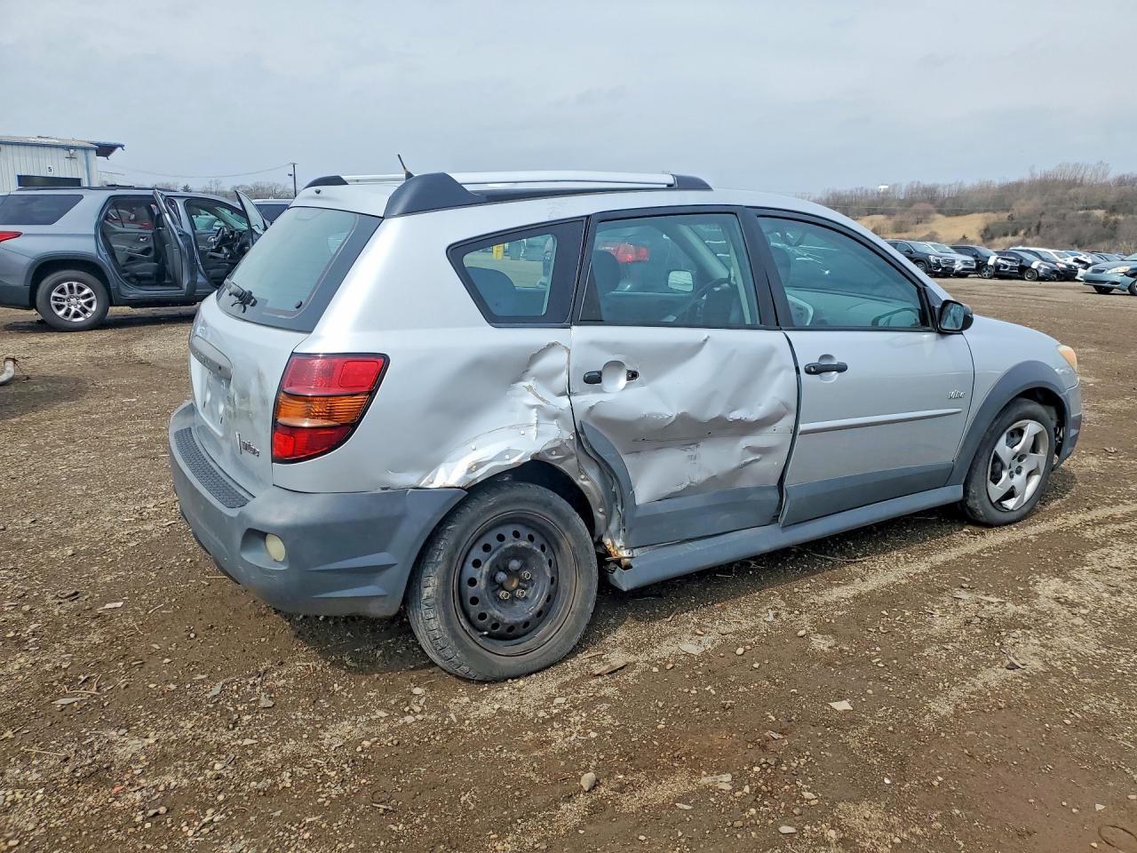 2006 Pontiac Vibe - Фото 3