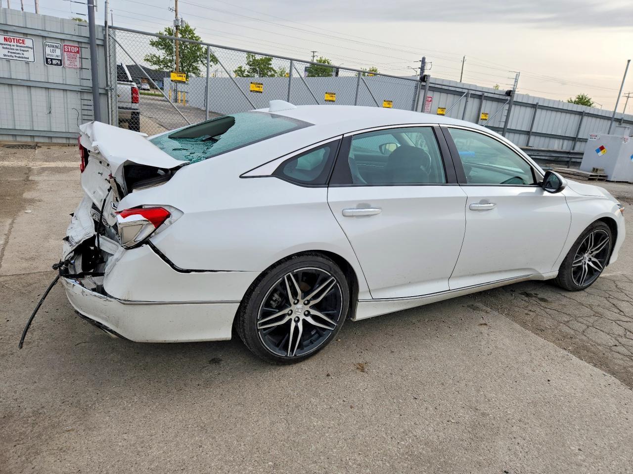2021 Honda Accord Touring - Фото 3