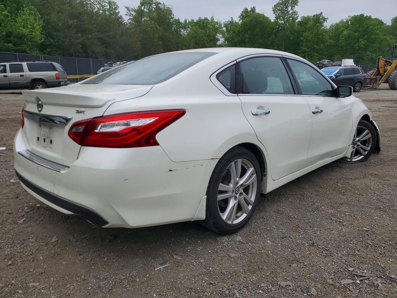 2016 Nissan Altima 2.5 Sr - Фото 3