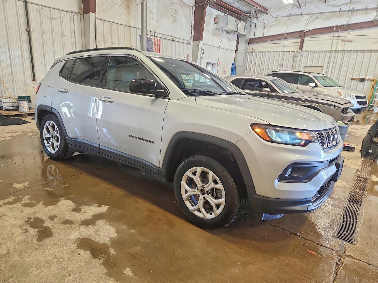 2025 Jeep Compass Latitude - Фото 4