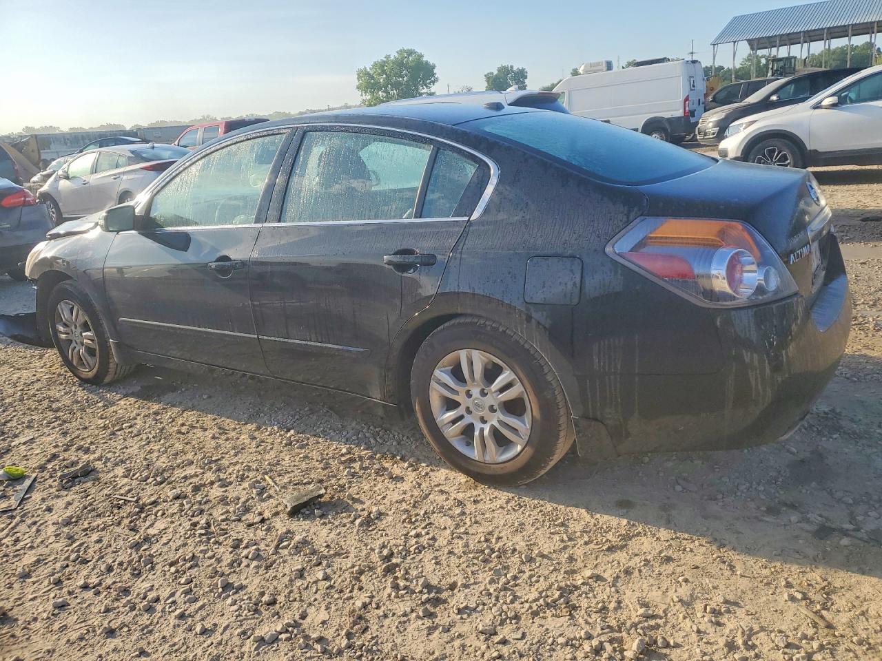 2012 Nissan Altima 2.5 - Image 2