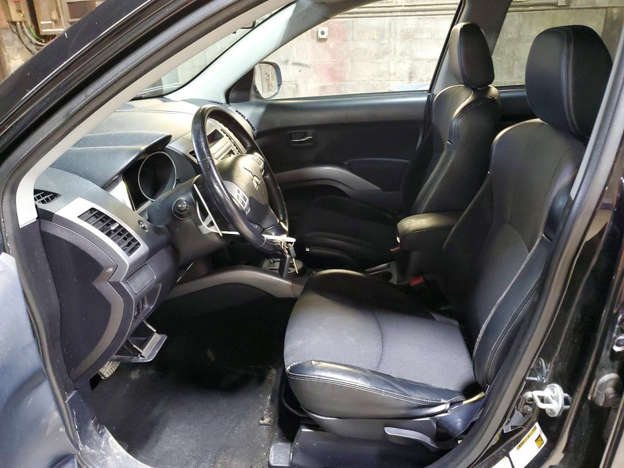 2010 Mitsubishi Outlander Se - Image 7