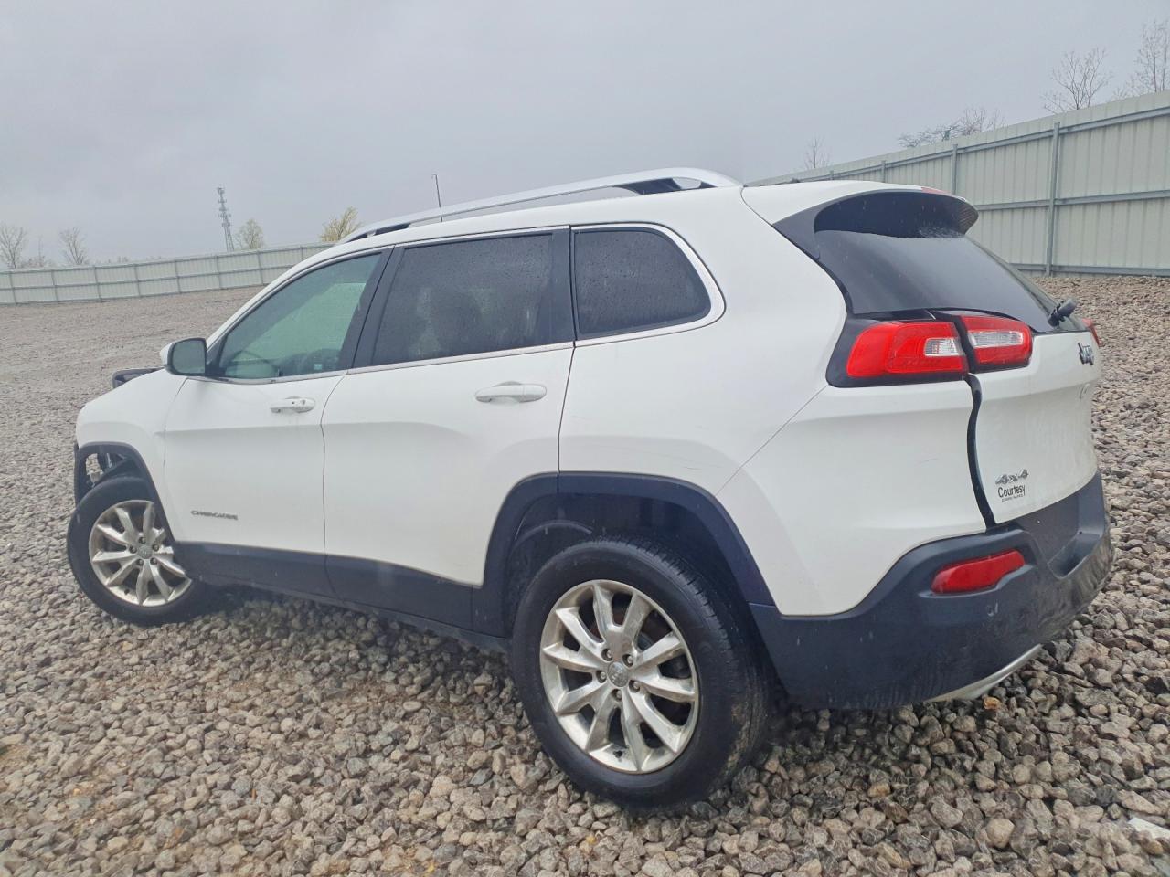 2016 Jeep Cherokee Limited - Image 2