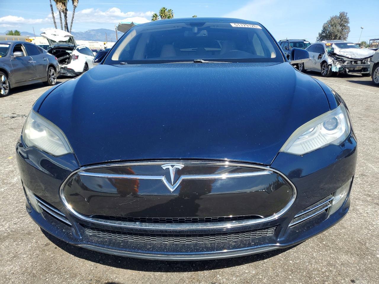 2013 Tesla Model S - Image 5