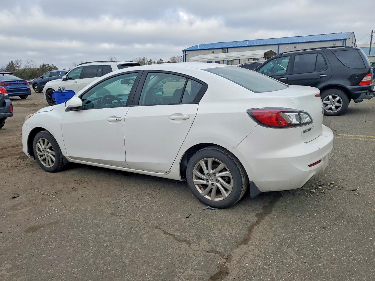 2013 Mazda 3 I - Фото 2