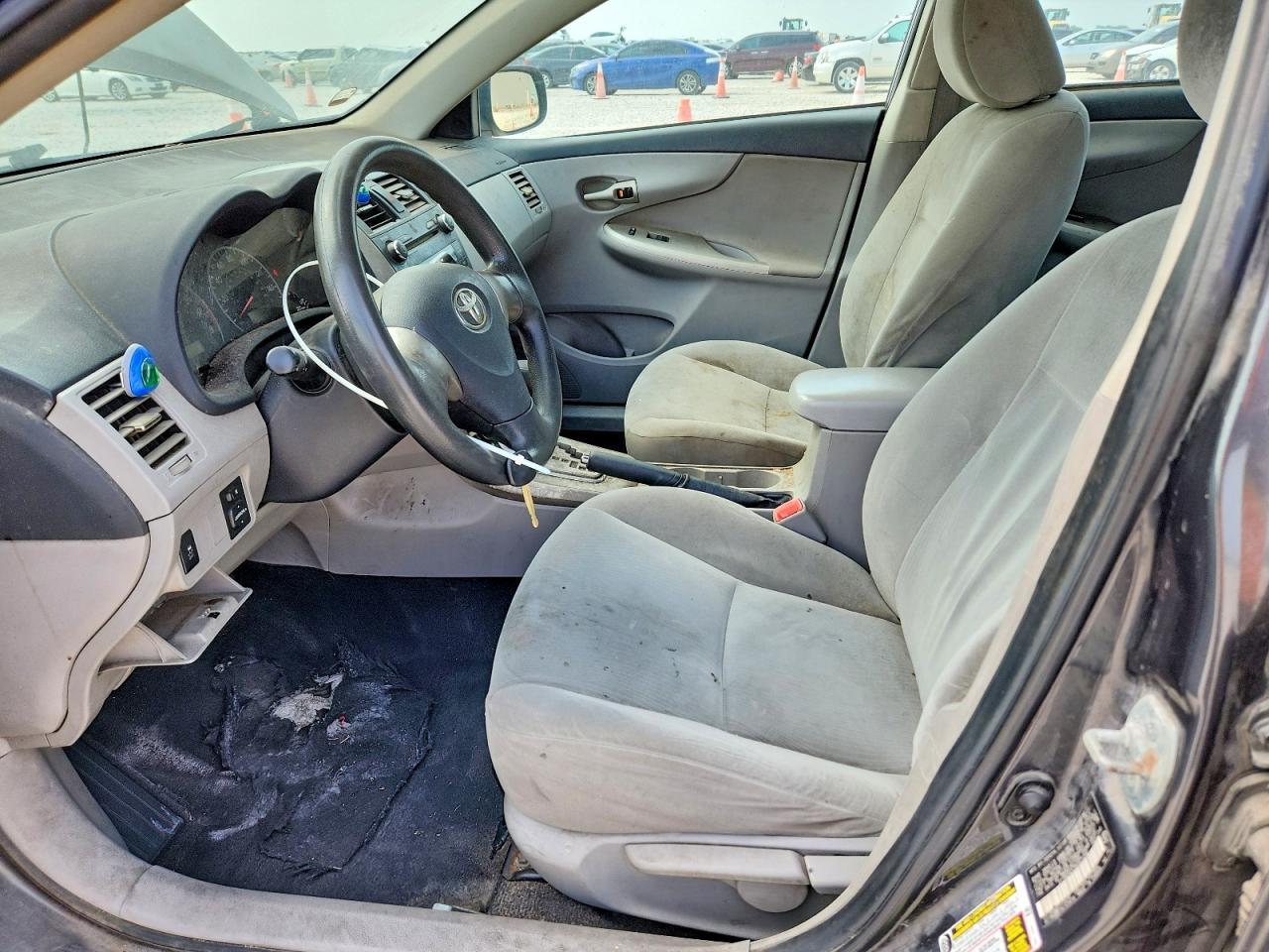 2011 Toyota Corolla Le - Фото 7