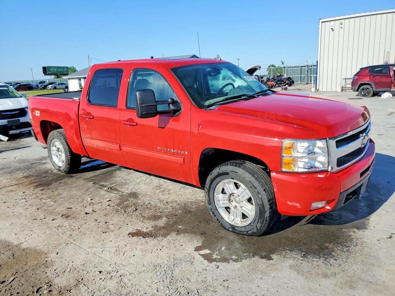2009 Chevrolet Silverado K1500 Ltz - Image 4