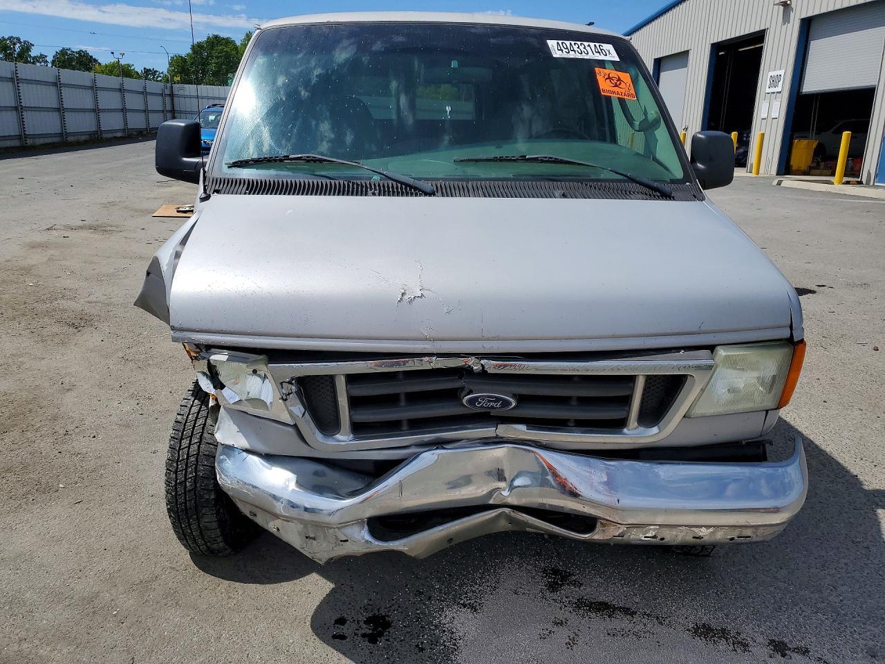 2007 Ford Econoline E350 Super Duty Wagon - Фото 5
