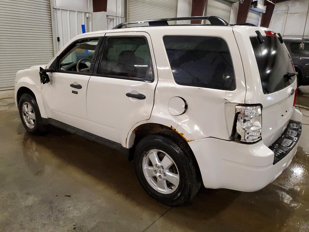 2010 Ford Escape Xlt - Фото 2
