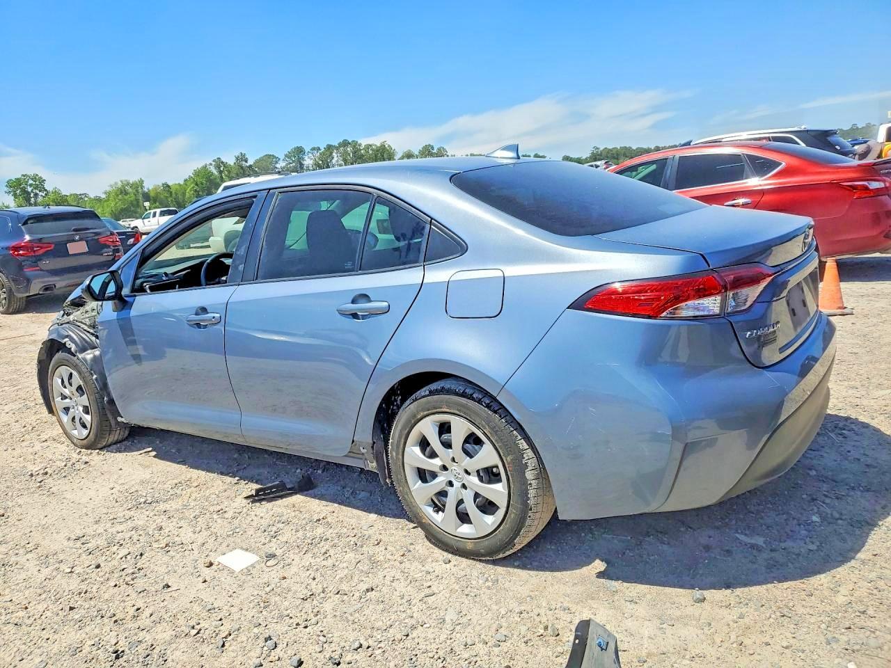 2024 Toyota Corolla Le - Фото 2