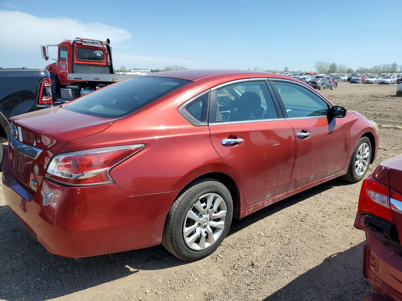 2014 Nissan Altima 2.5 S - Фото 3