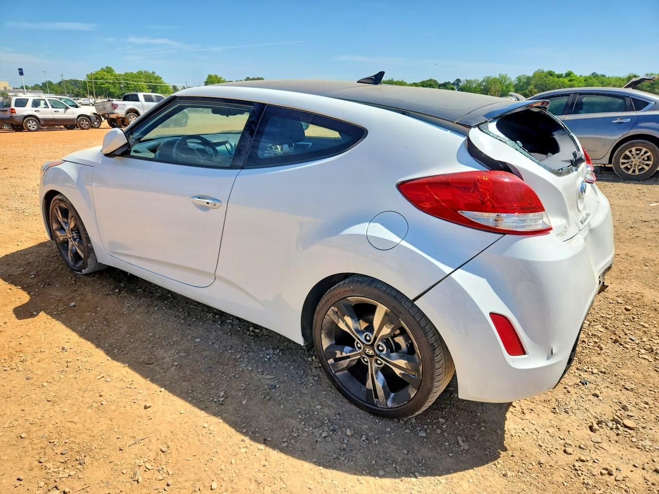 2017 Hyundai Veloster Value Edition - Фото 2