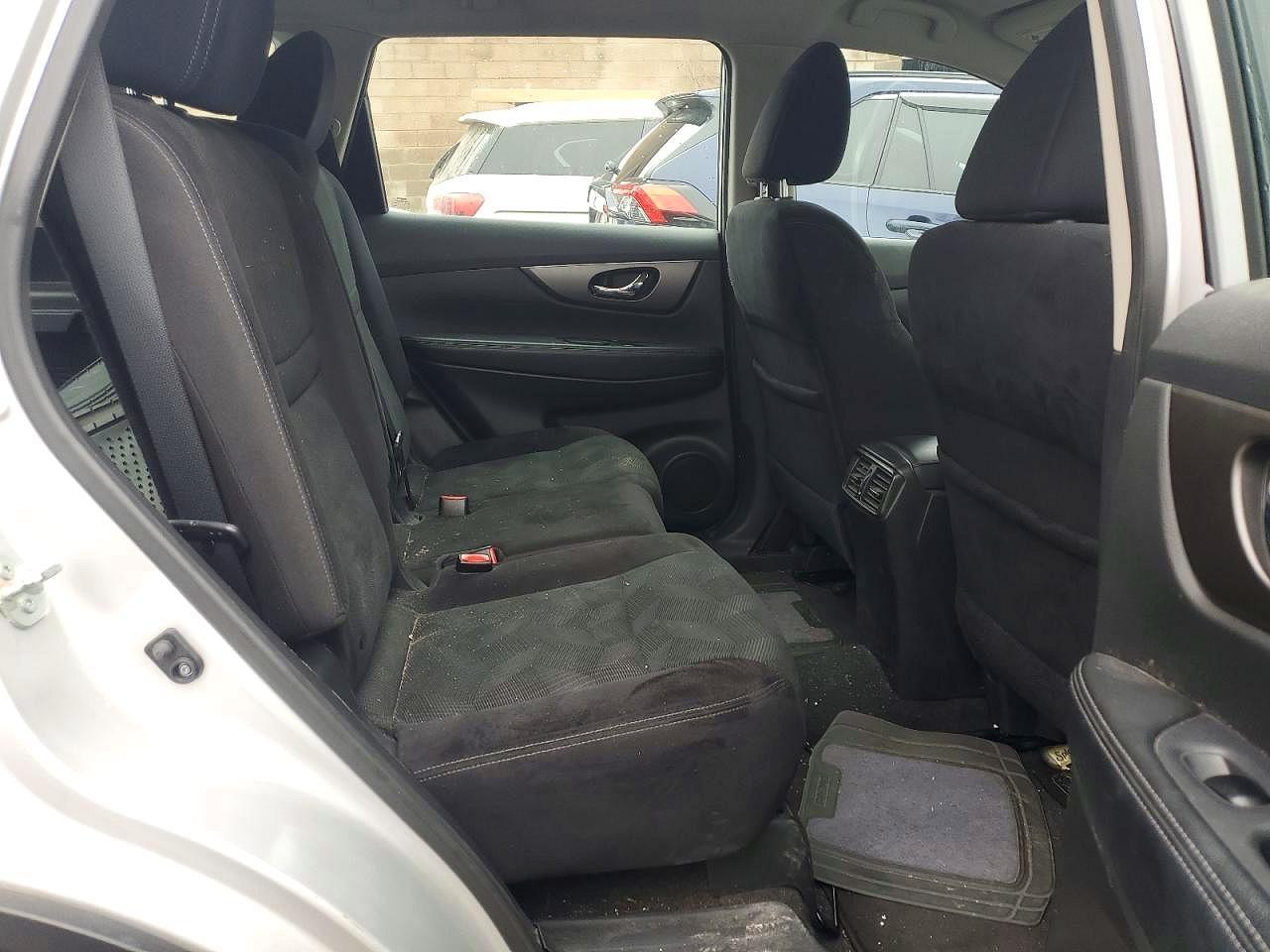 2014 Nissan Rogue S - Фото 6
