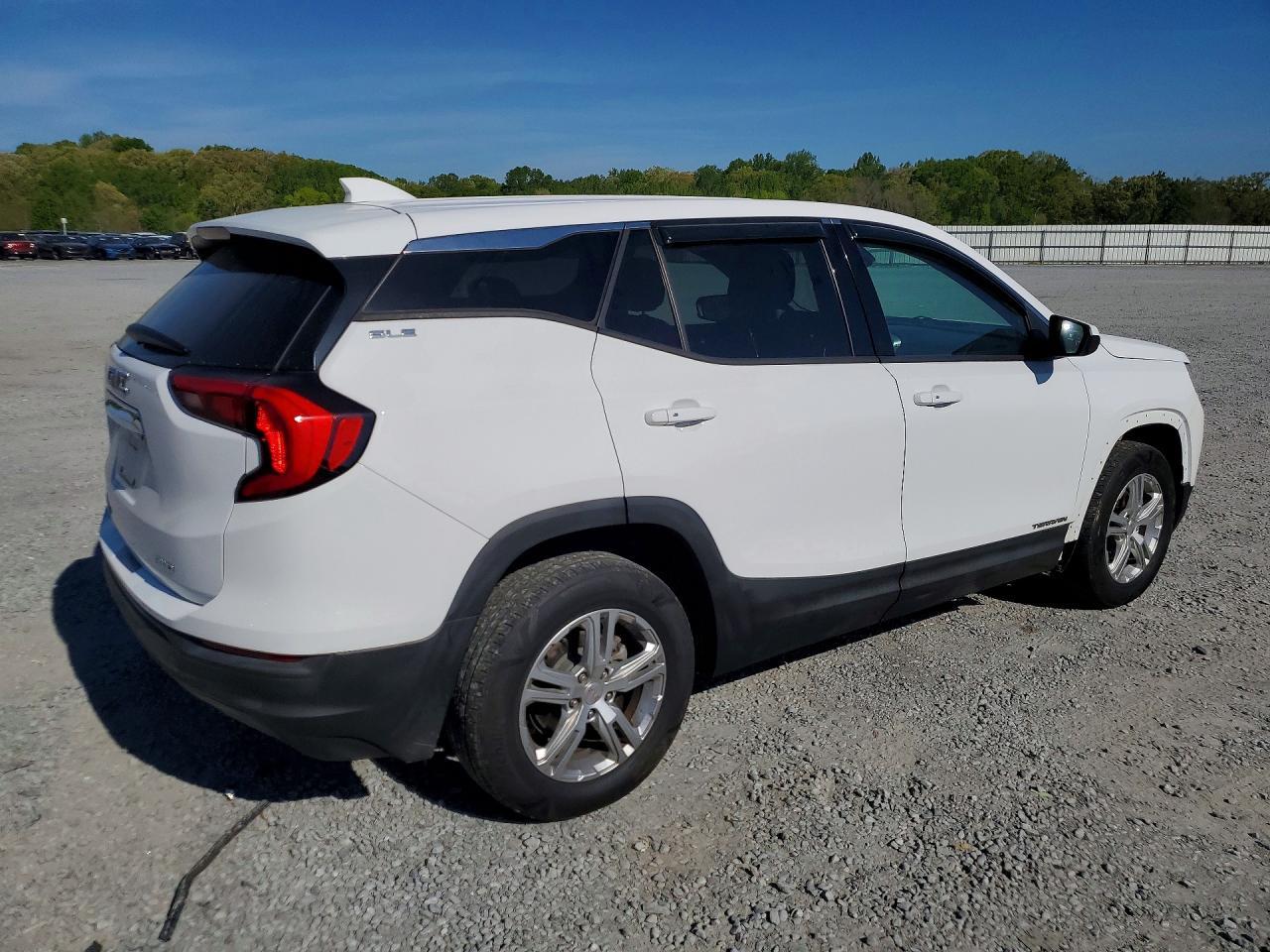 2020 GMC Terrain - Фото 3