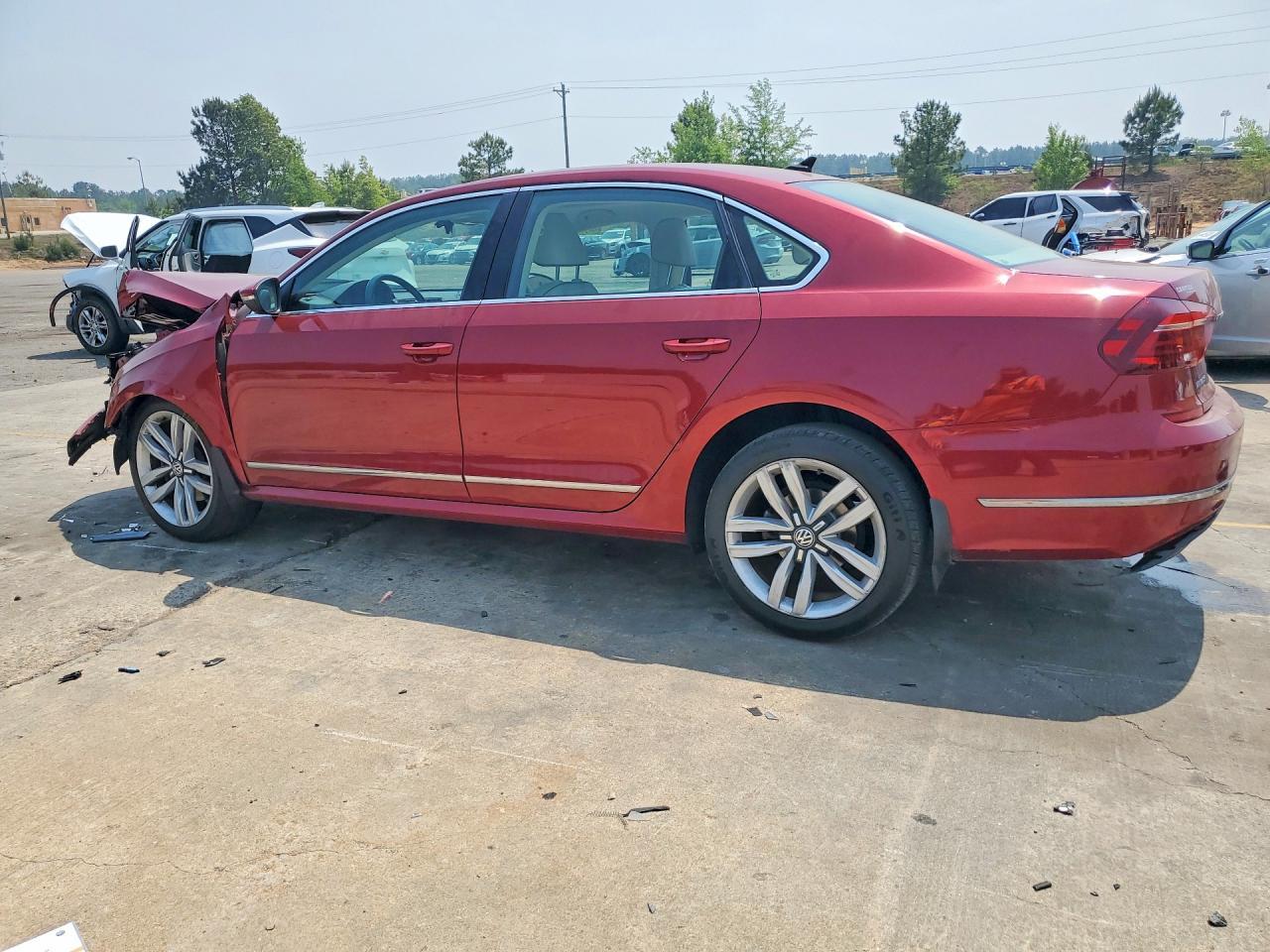 2017 Volkswagen Passat Se - Фото 2