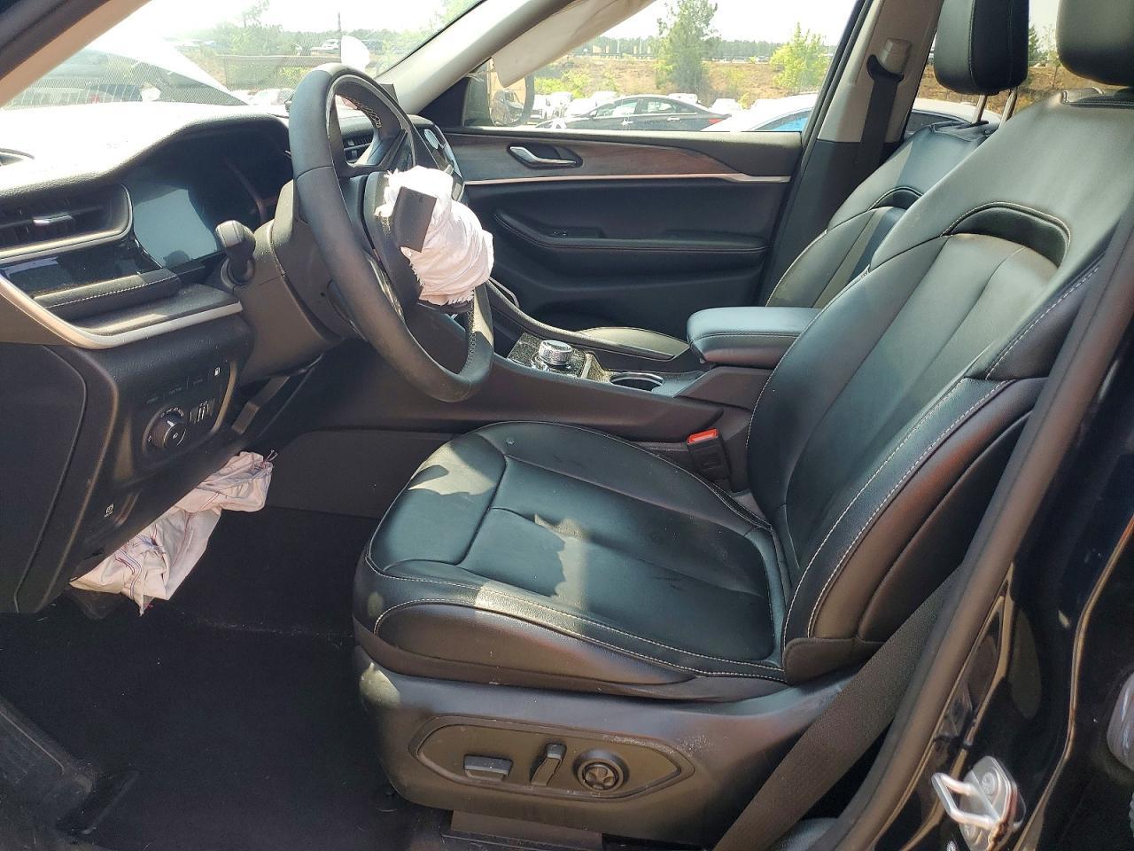 2024 Jeep Grand Cherokee Limited 4Xe - Image 7