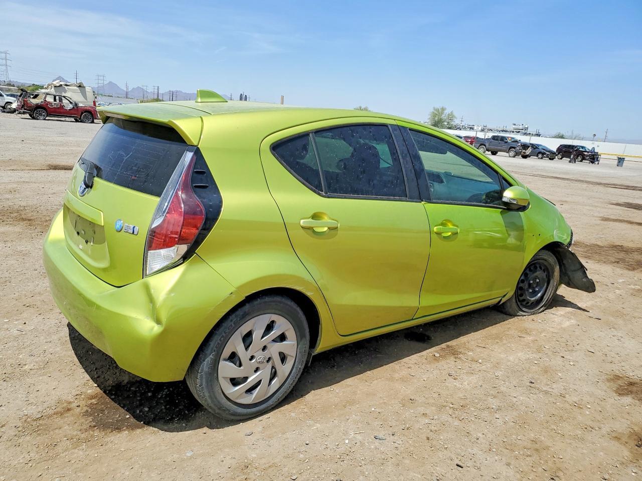 2016 Toyota Prius C Two - Image 3