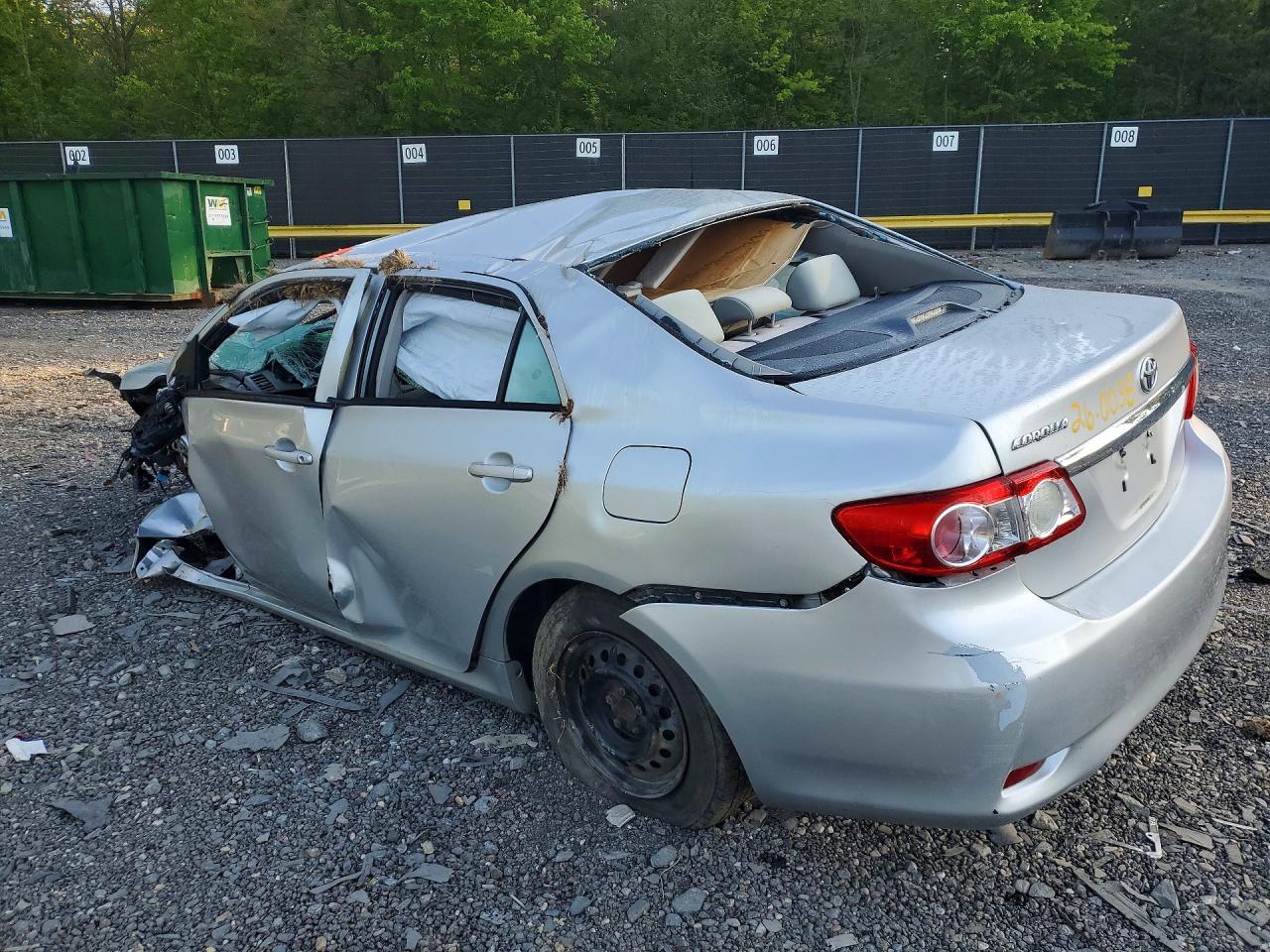 2012 Toyota Corolla L - Фото 2