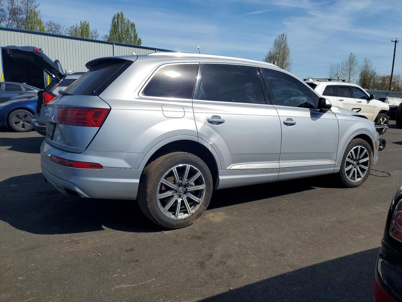 2017 Audi Q7 Prestige - Image 3