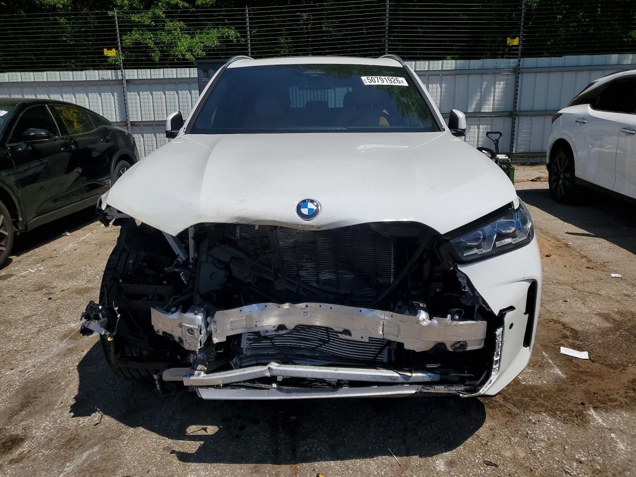 2025 BMW X5 xDrive40I - Фото 5