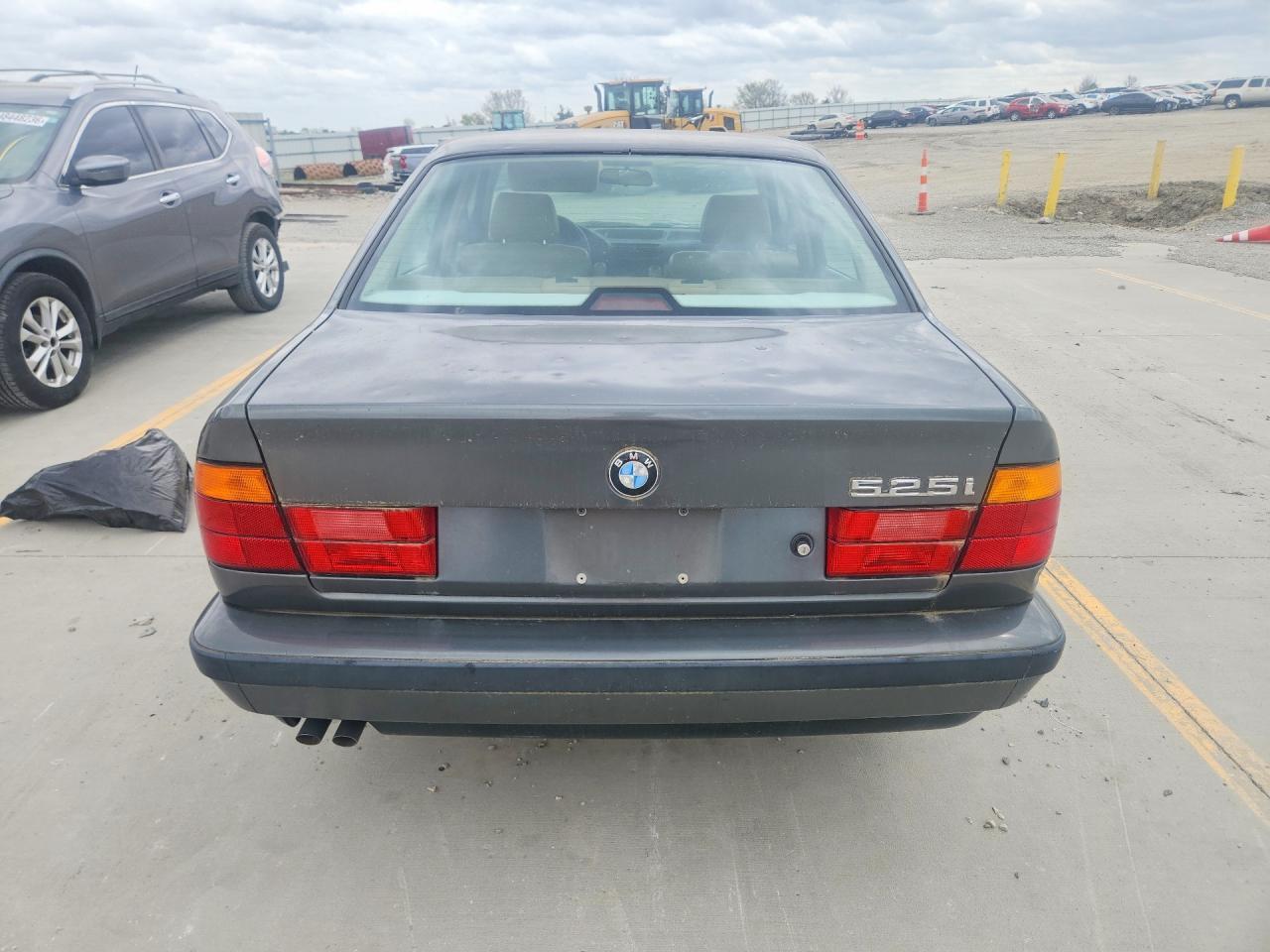 1989 BMW 525 I Automatic - Image 6