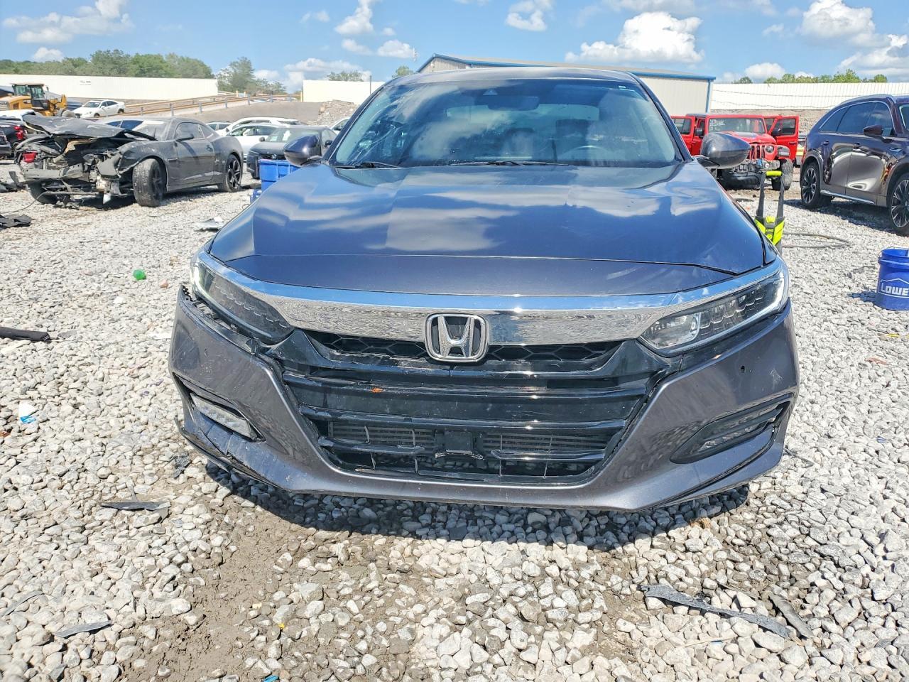 2018 Honda Accord Touring - Фото 5