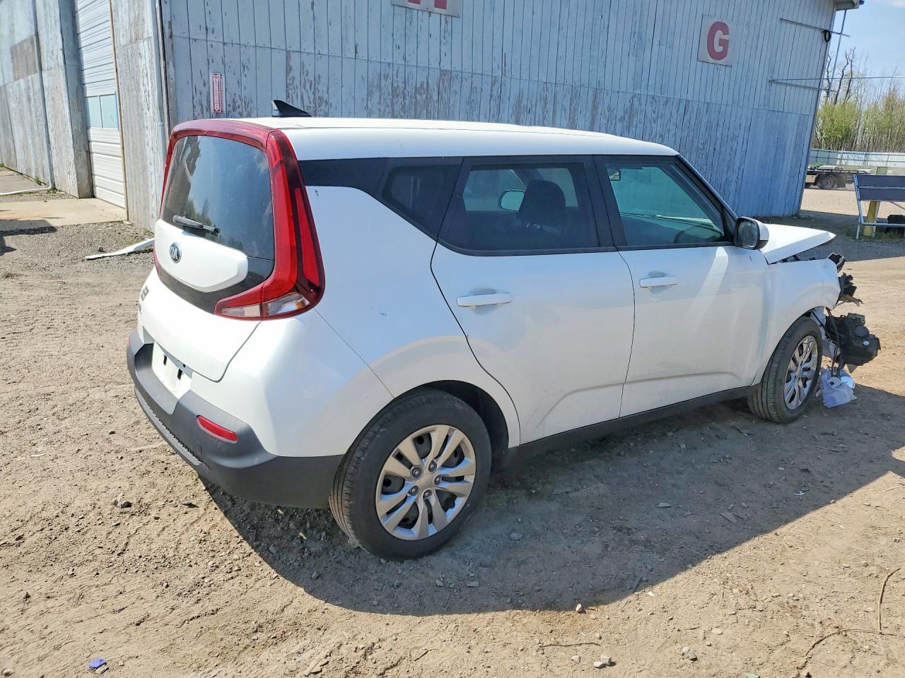 2020 Kia Soul Lx - Image 3