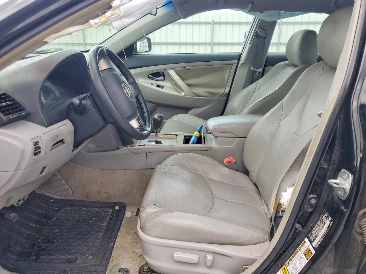 2010 Toyota Camry Se - Image 7