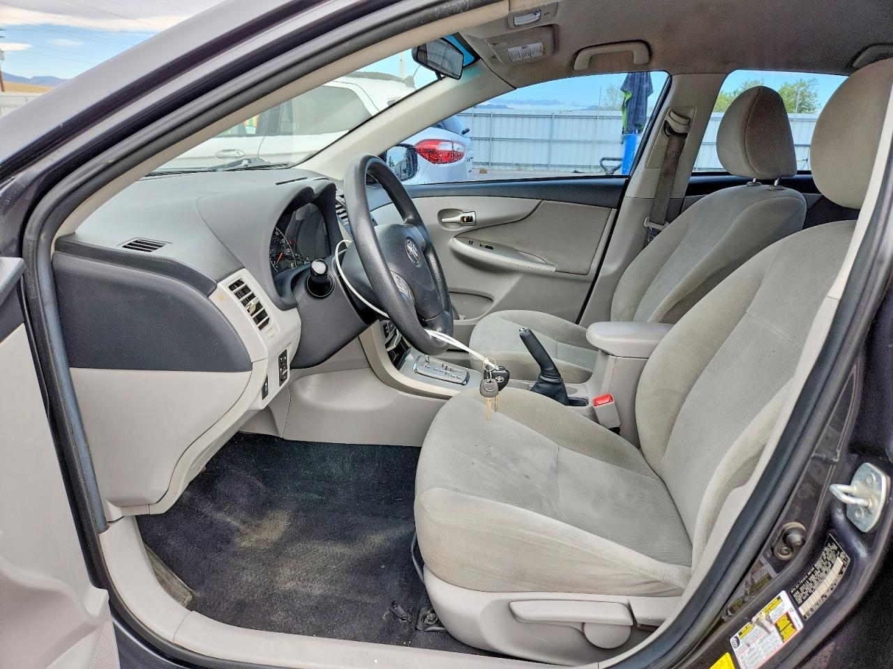 2012 Toyota Corolla Le - Image 7